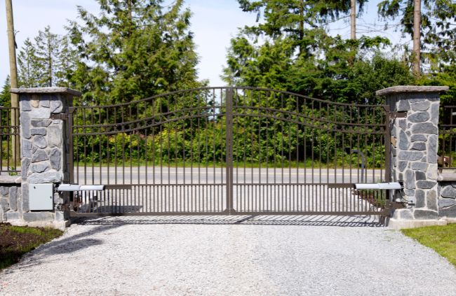 Motorised swing gates installed by Auto Gate Guys Perth, offering secure and elegant driveway access with automated swing gate systems Motorised swing gates installed by Auto Gate Guys Perth, offering secure and elegant driveway access with automated swing gate systems